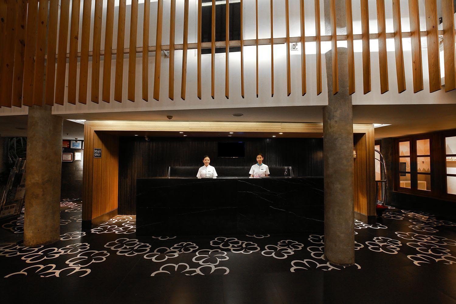 Hotel The 1O1 Bali Fontana Seminyak Legian Exterior foto